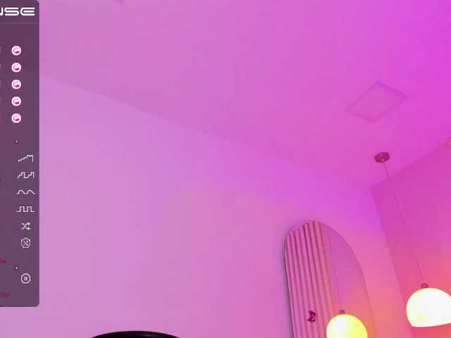 Live sex webcam photo for chalsea1 #275618320