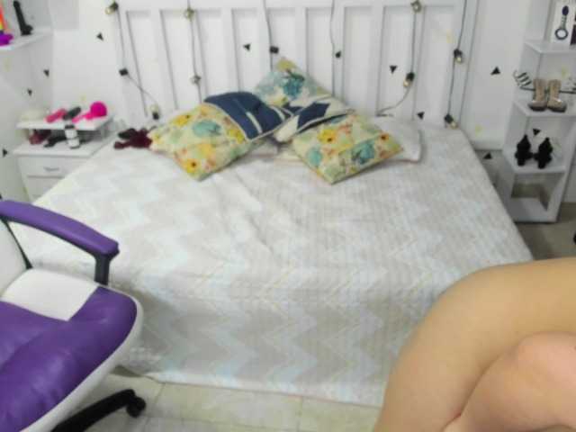 Live sex webcam photo for chanel-15 #276344674