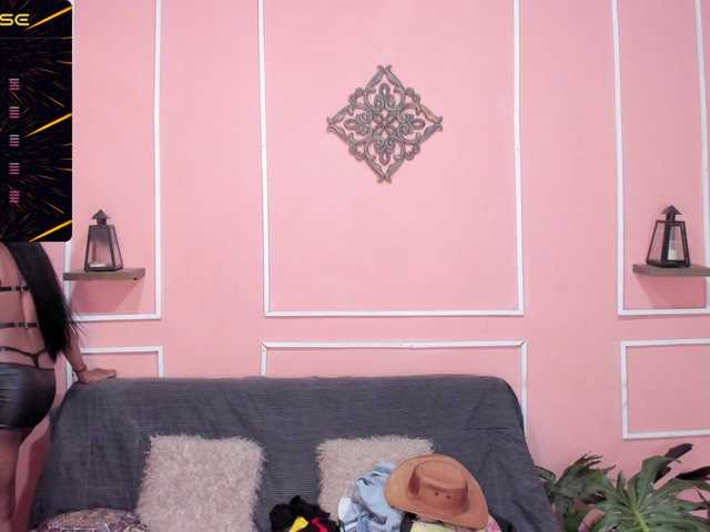 Live sex webcam photo for chanel-bakerx #277204921