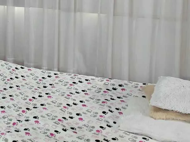 Live sex webcam photo for channelsweet #273667860