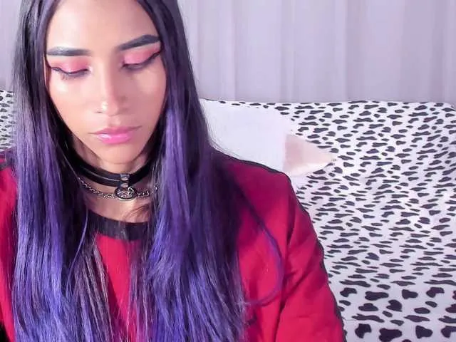 Live sex webcam photo for channelsweet #273744127