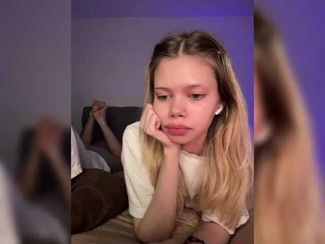 Live sex webcam photo for chansetolove #290946481