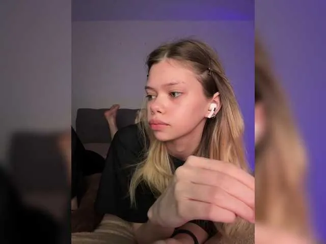 Live sex webcam photo for chansetolove #291089729