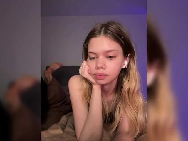 Live sex webcam photo for chansetolove #291456815