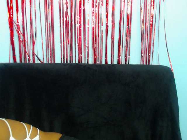 Live sex webcam photo for chantalhothx #272042316