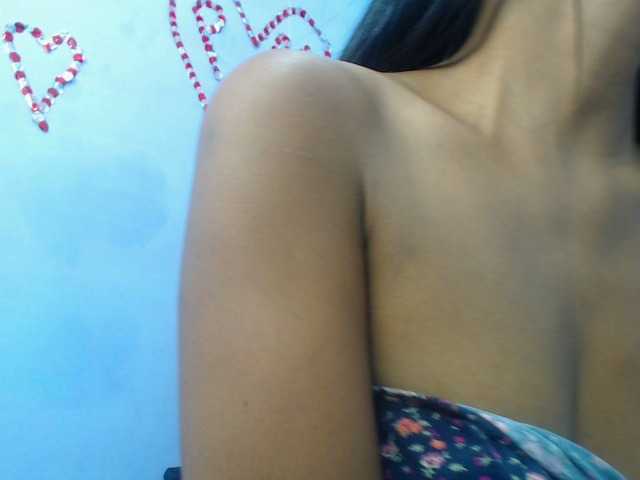 Live sex webcam photo for chantalhothx #272071851