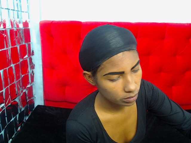 Live sex webcam photo for chantalhothx #272133272