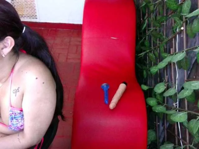 Live sex webcam photo for chantall1217 #276131924