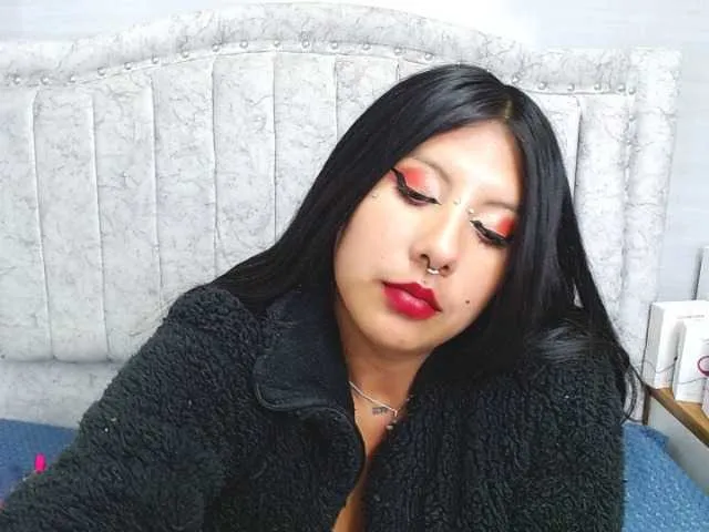 Live sex webcam photo for chantallthx #275501147
