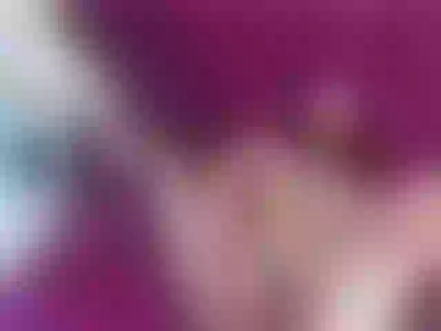 Live sex webcam photo for chantallthx #275984397