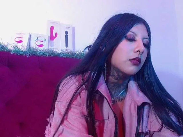 Live sex webcam photo for chantallthx #276919147