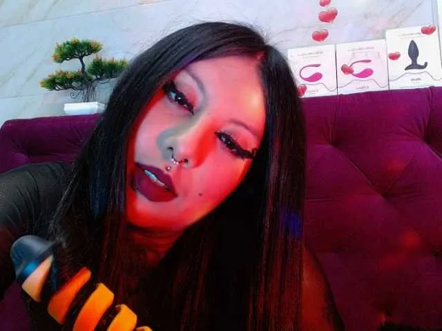 Live sex webcam photo for chantallthx #277846455