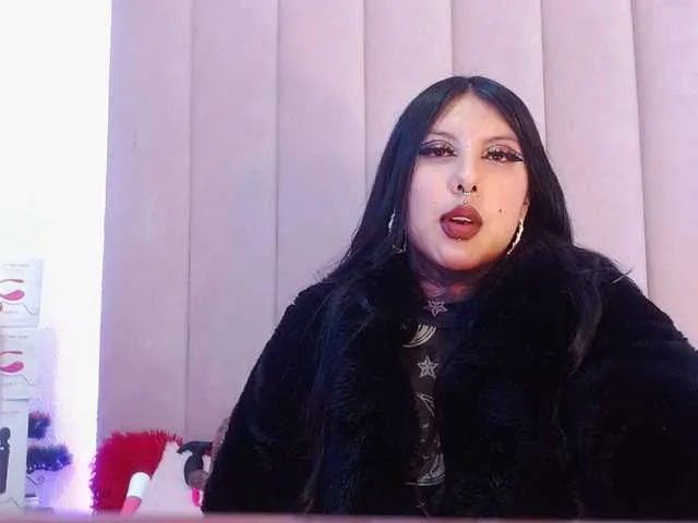 Live sex webcam photo for chantallthx #278200644