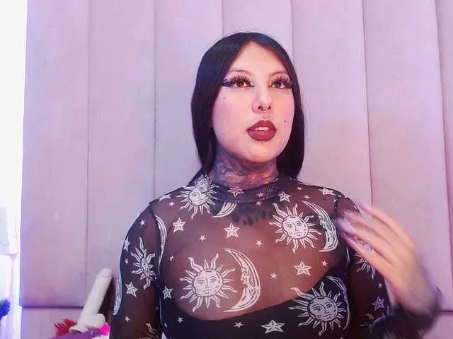 Live sex webcam photo for chantallthx #278210027