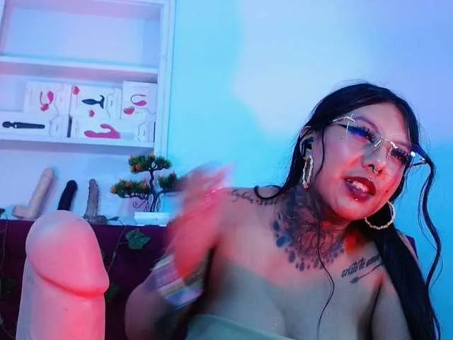Live sex webcam photo for chantallthx #289714063