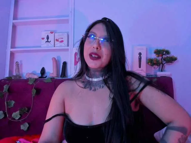 Live sex webcam photo for chantallthx #289976518
