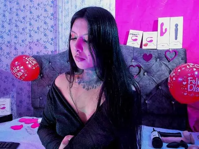 Live sex webcam photo for chantallthx #290492716