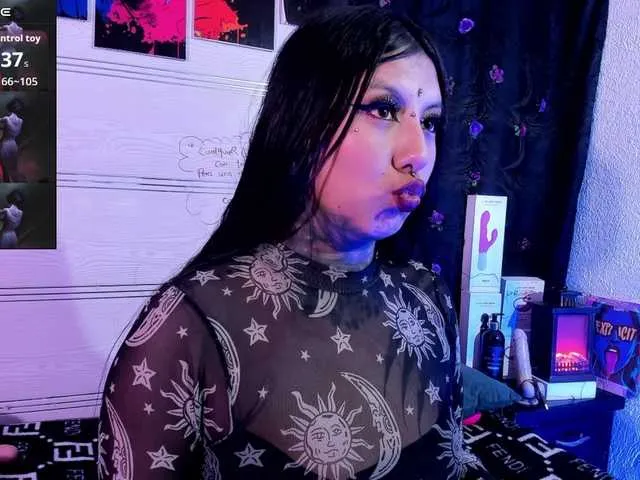 Live sex webcam photo for chantallthx #291782002