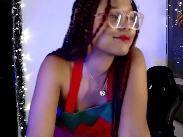 Live sex webcam photo for charlieoxxo #271780806