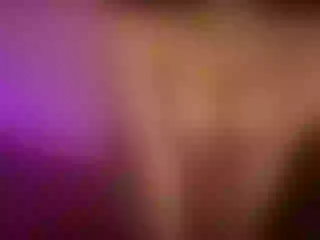 Live sex webcam photo for charlieoxxo #274589163