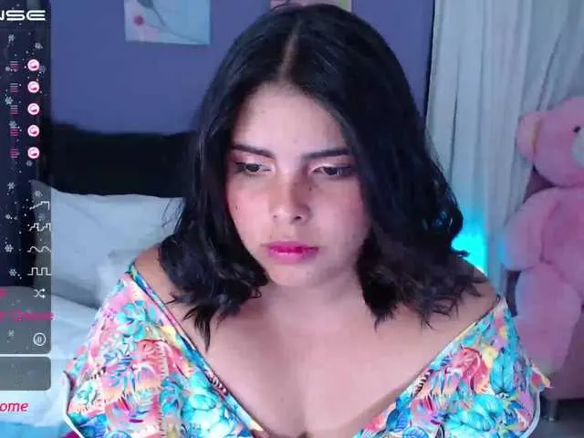 Live sex webcam photo for charllotteros #272221970