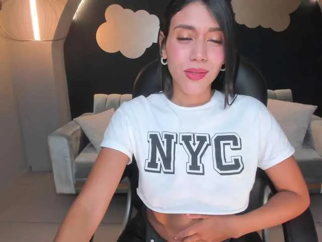 Live sex webcam photo for charlotte-Cox #277310863