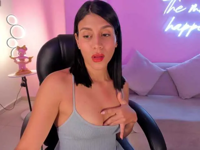 Live sex webcam photo for charlotte-Cox #278179835