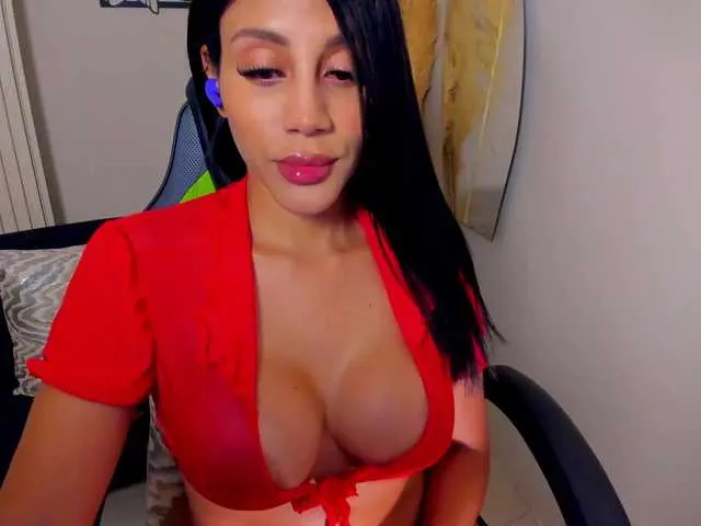 Live sex webcam photo for charlotte-Cox #292372899