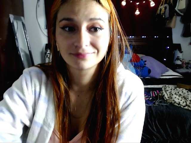 Live sex webcam photo for charlotte-swi #272434233