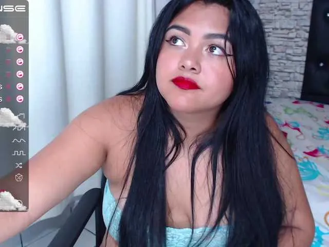 Live sex webcam photo for Charlotte22 #274182065