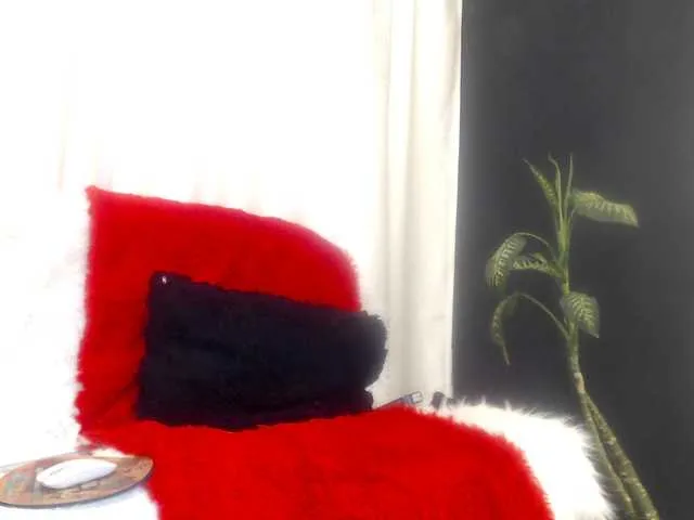 Live sex webcam photo for charlottejhon #274642421