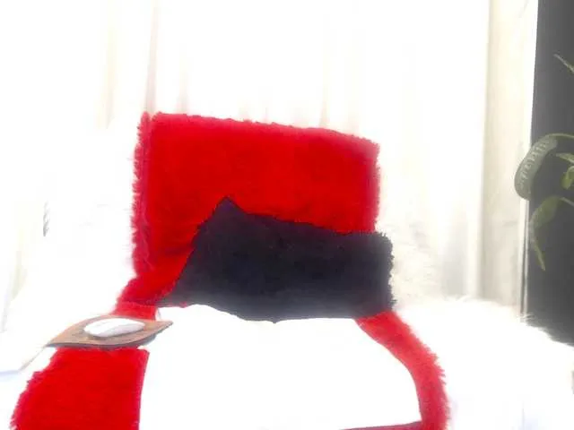 Live sex webcam photo for charlottejhon #274650497