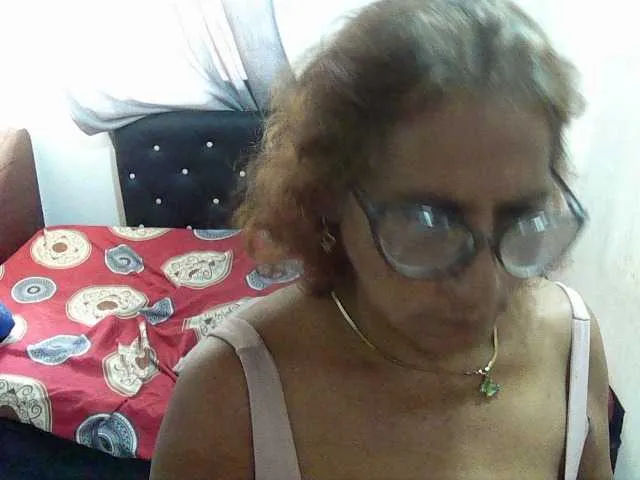 Live sex webcam photo for charrysexy #276262693