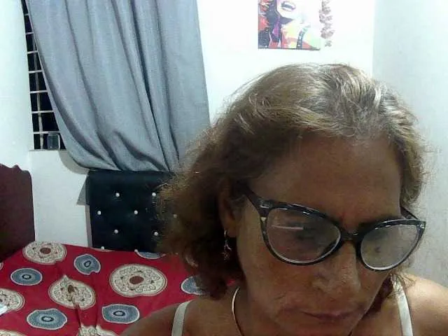 Live sex webcam photo for charrysexy #276280602