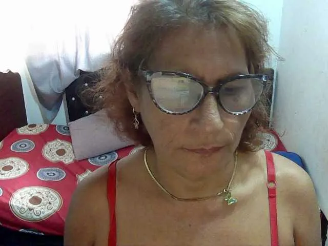 Live sex webcam photo for charrysexy #276293591