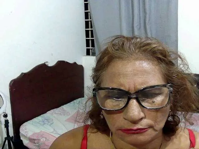 Live sex webcam photo for charrysexy #276477726