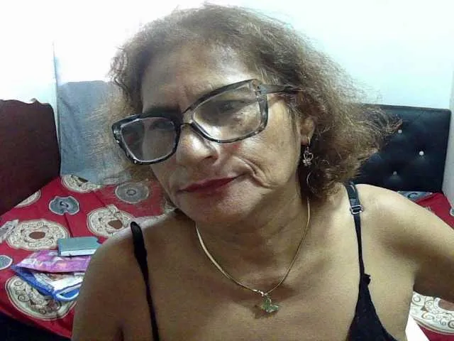 Live sex webcam photo for charrysexy #276572724