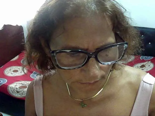 Live sex webcam photo for charrysexy #276580080