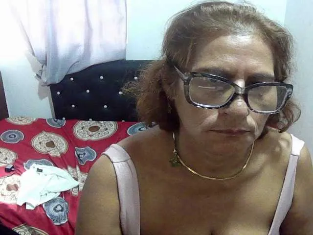 Live sex webcam photo for charrysexy #276689584