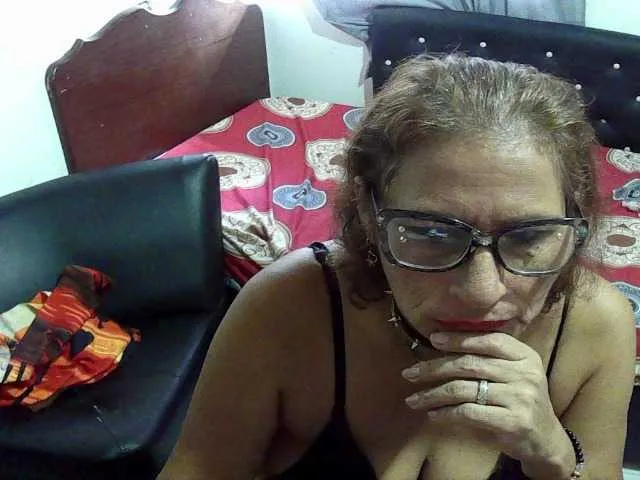 Live sex webcam photo for charrysexy #276768018