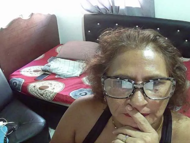 Live sex webcam photo for charrysexy #276906106