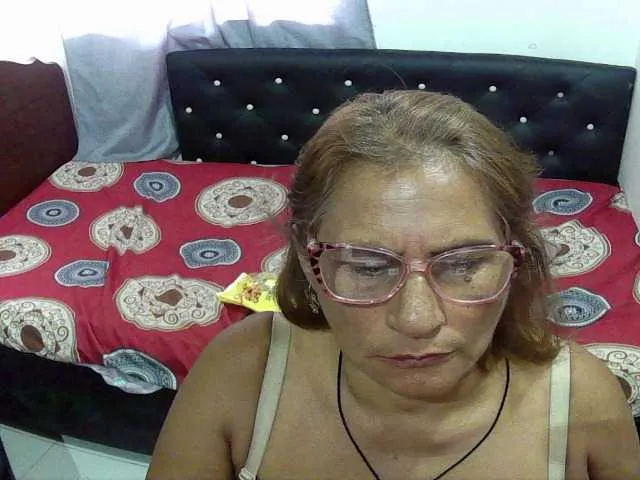 Live sex webcam photo for charrysexy #277312211