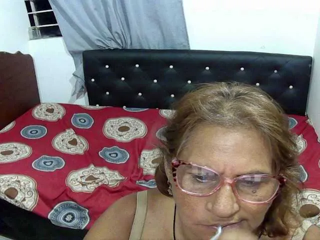 Live sex webcam photo for charrysexy #277314088