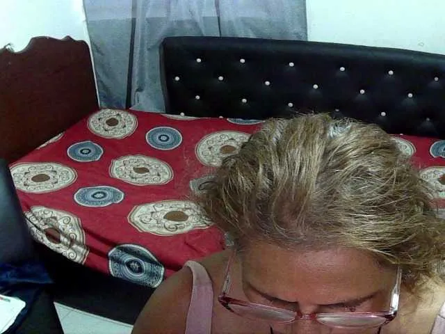 Live sex webcam photo for charrysexy #277332547