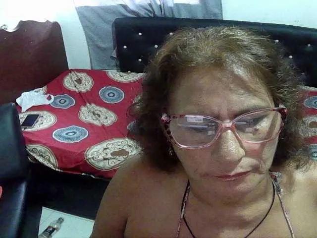 Live sex webcam photo for charrysexy #277414058