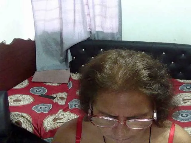 Live sex webcam photo for charrysexy #277428510