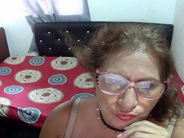 Live sex webcam photo for charrysexy #277535951