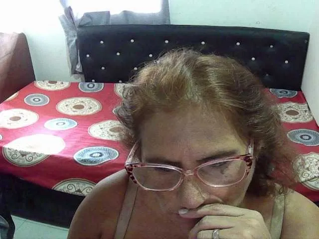 Live sex webcam photo for charrysexy #277672029