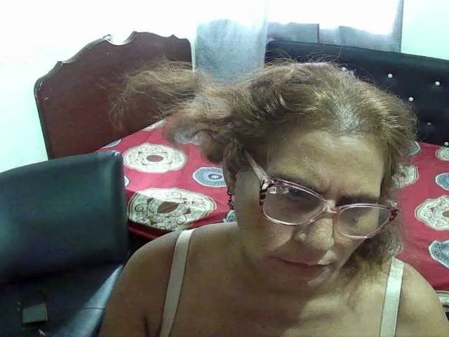 Live sex webcam photo for charrysexy #277751940