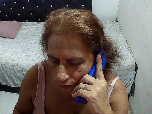 Live sex webcam photo for charrysexy #277997441